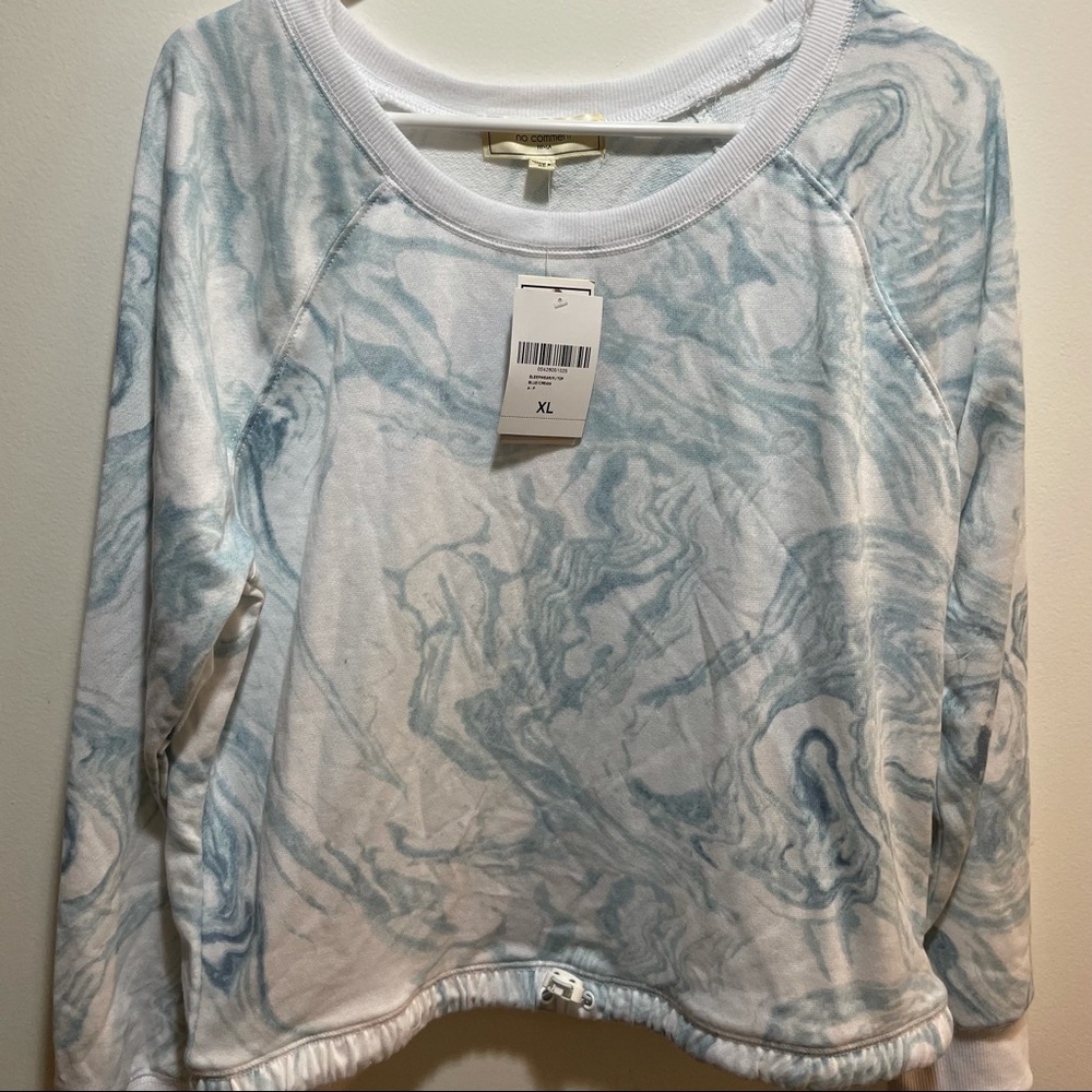 NWT! Marble print juniors drawstring sweater